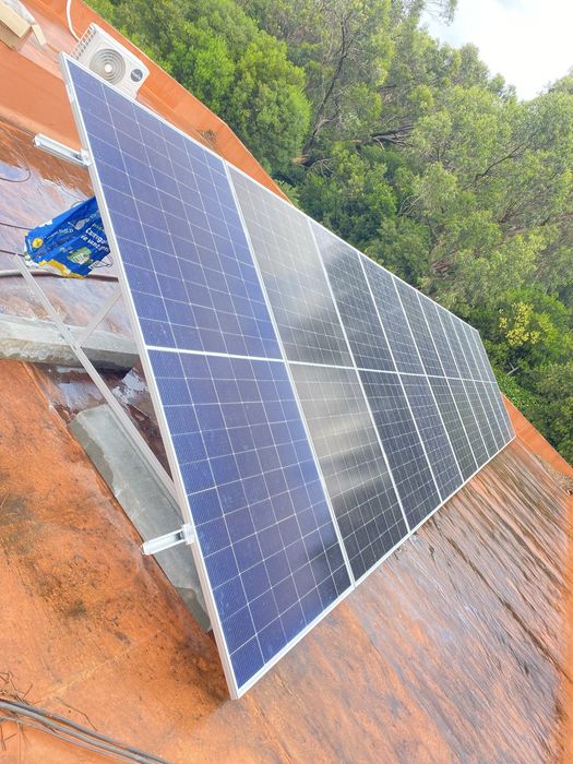 Tecnico instalador de paineis solares e manutenção para todas as zonas