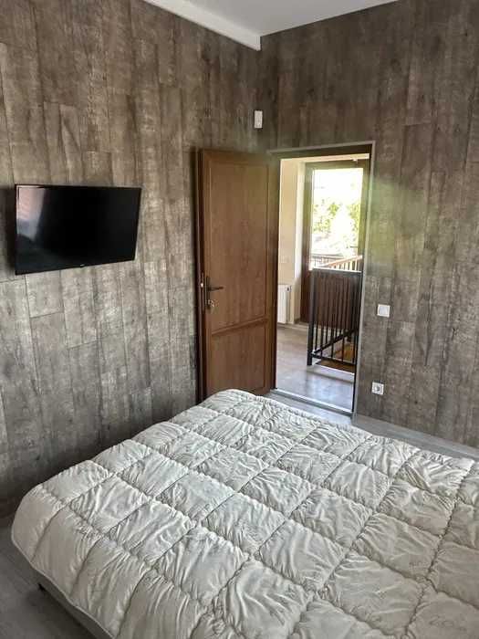 ОРЕНДА БУДИНКА 90м2. Ділянка: 10сот. Екологічний район. с.Новоселівка