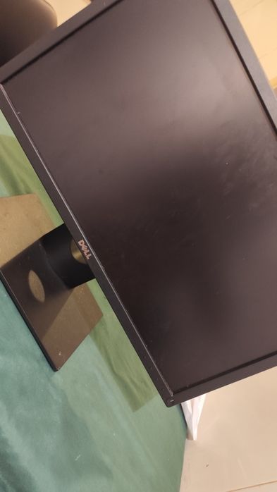 Ecrã Dell 19 polegadas