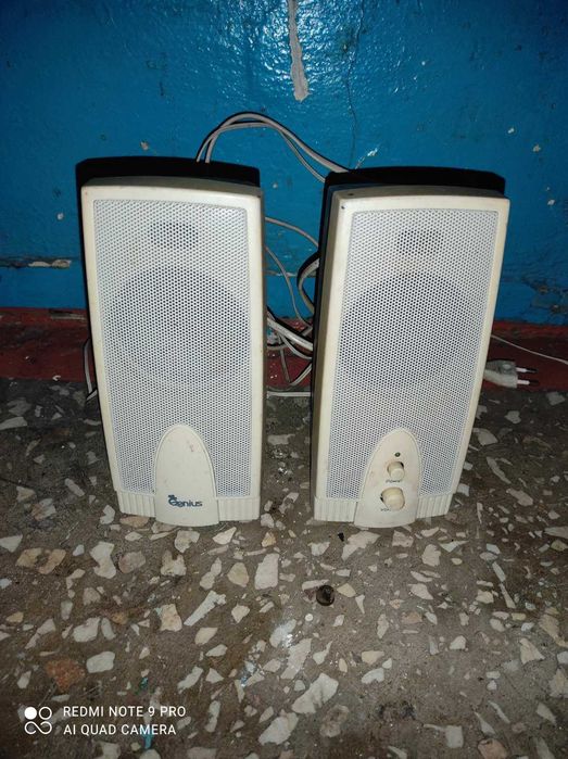 Продам колонки genius