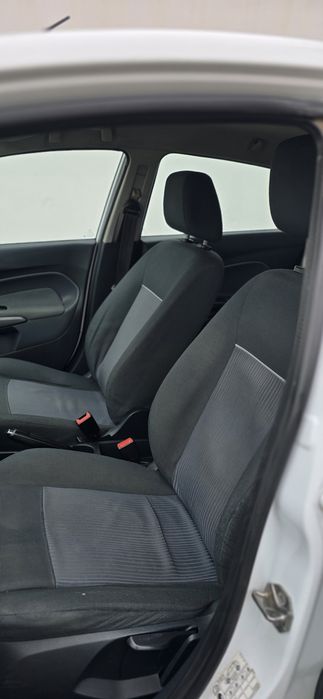 Ford fiesta 1.4Tdci 75cv - 2010