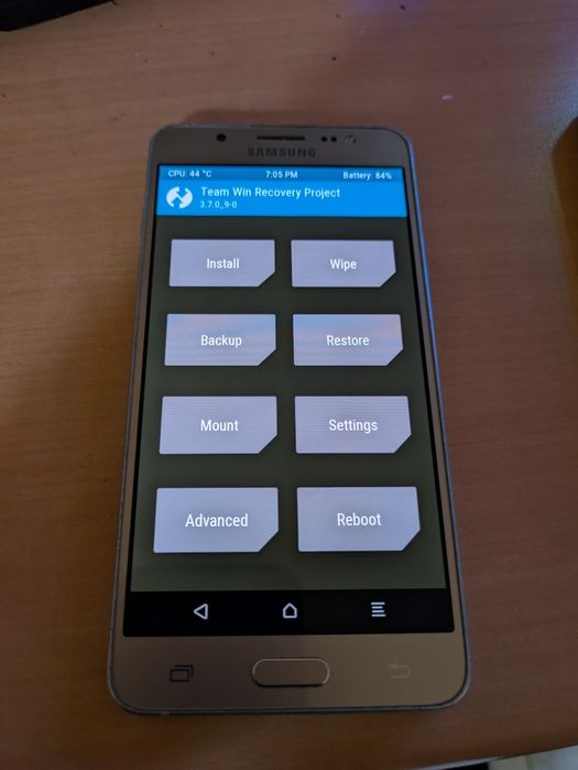 Samsung Galaxy J5 2016 android 10