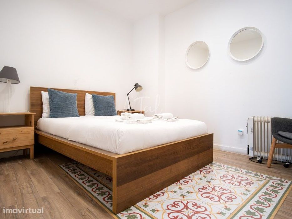 Apartamento T3 com Licença de Alojamento Local e Terrço - Lisboa