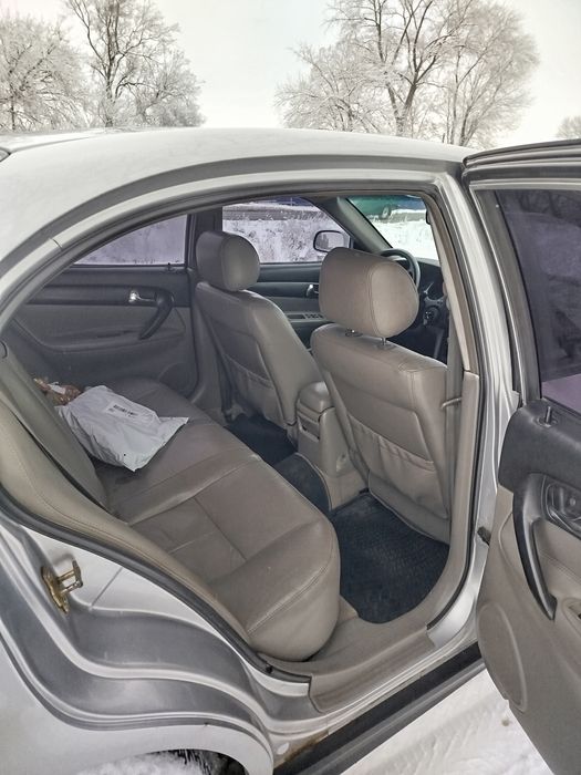 Продам Шевроле Еванда