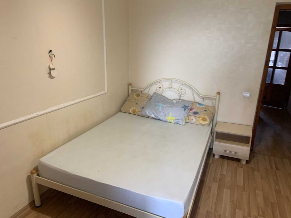 Продается 2-комнатная квартира в Славянске, район Артема.