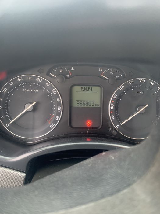 Шкода А5 2007р 2.0бензин