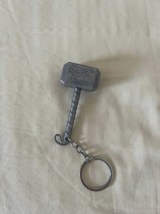 Porta-chaves martelo do Thor (Mjolnir) Marvel em metal