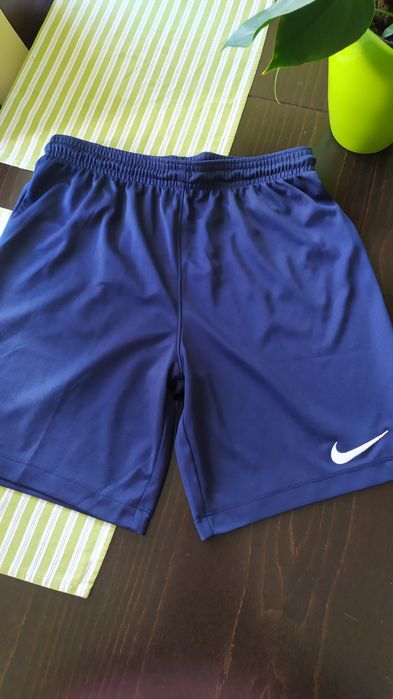 Spodenki sportowe Nike 147