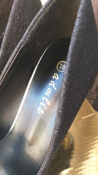Женские туфли 38р