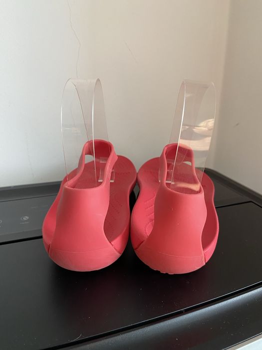 Japonki Crocs Serena Flip Poppy r. 36/37 W6