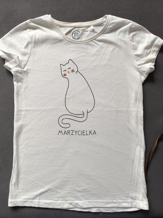 Jak nowy. T-shirt r. 152
