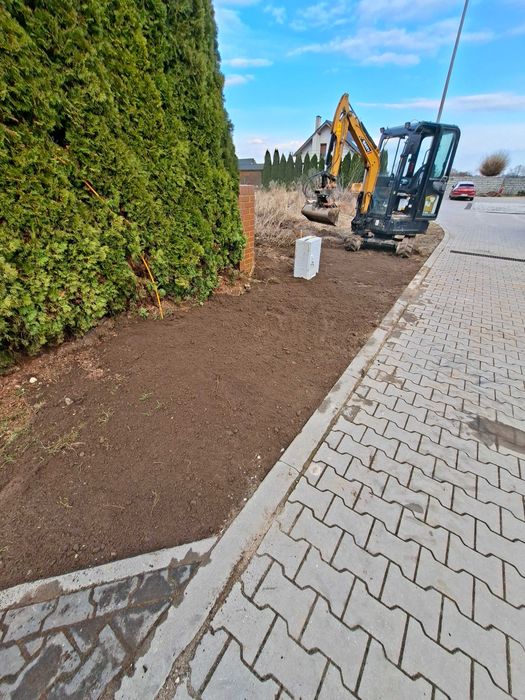 Kompleksowe Usługi Ziemne i Ogrodowe / Kret - Przecisk / Transport