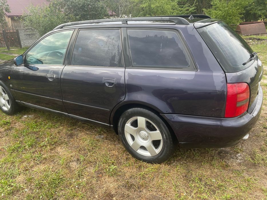 Продам ауді А4 б5