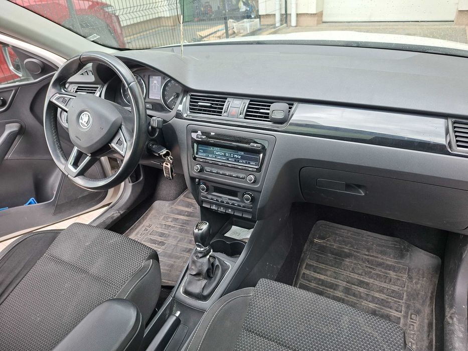 skoda rapid 1.6