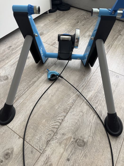 Trenażer rolkowy TacX