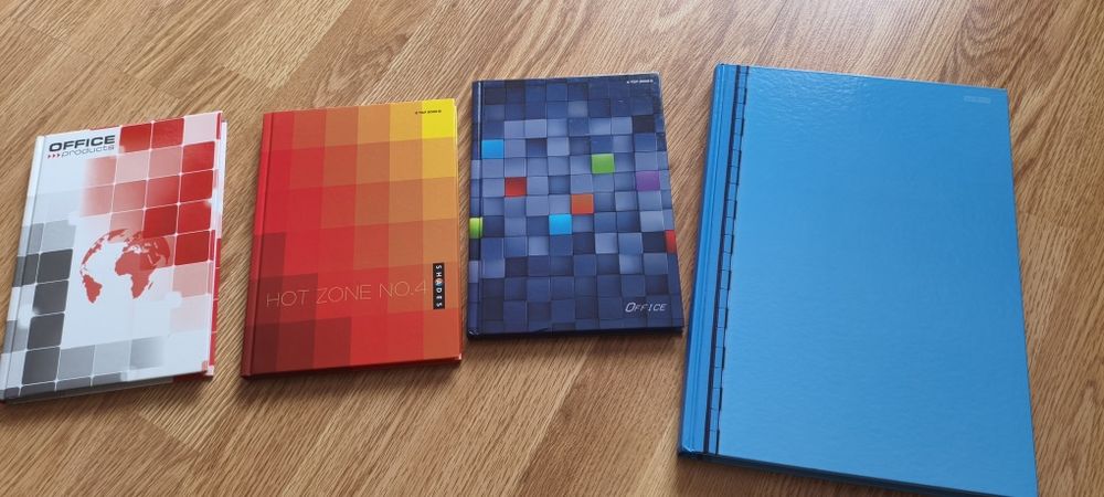 3 zeszyty A5, 1x A4  w kratkę twarda okładka