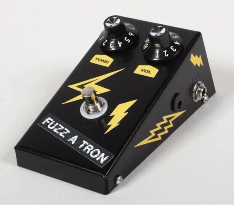 Pedal Fuzz-a-Tron   Jack White / White Stripes NOS - novo/selado 175 €