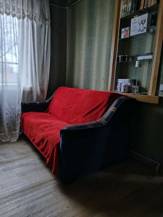 Продам кирпичный дом 108м2, земельный участок 25 соток г.Мерефа SM