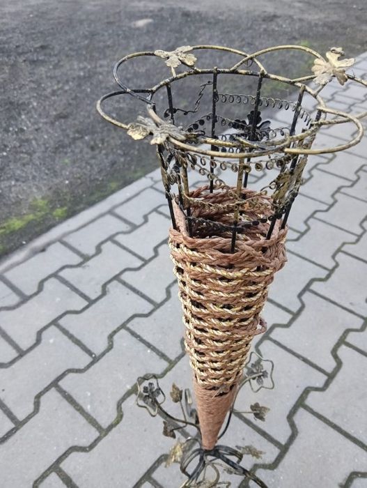 Stojak na parasole, stojak na kwiaty