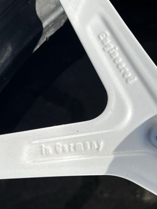 5/112 R19 Audi E-Tron , Q5 , A6 / Mercedes GLC , S222