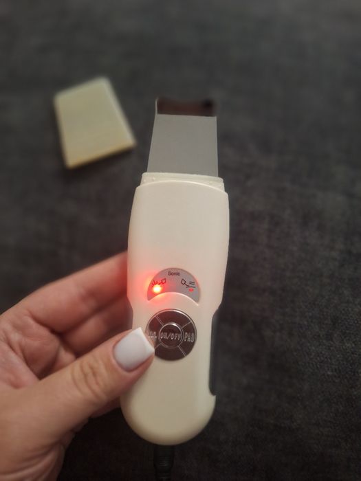 Ультразвуковий скрабер