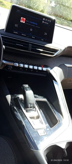 Peugeot 2008 — fotografia 8
