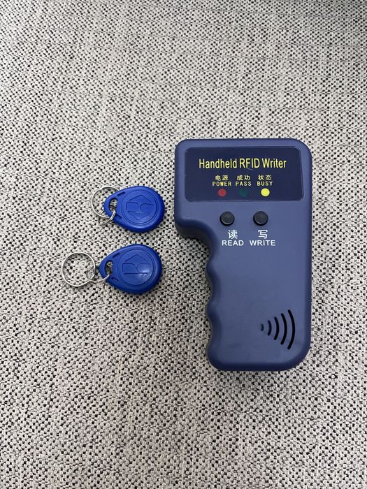 Дублікатор копіровщик RFID РЧИД карт