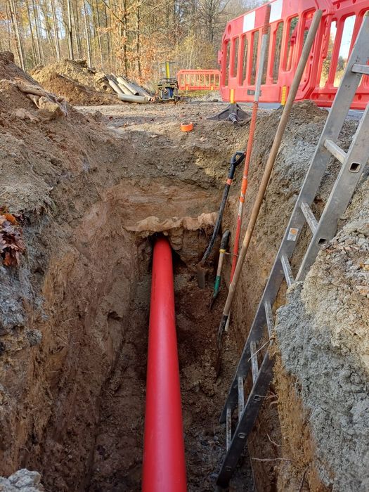 PRZECISKI  PRZEWIERTY wbijanie  i wciąganie RUR  pod drogą kostką itp