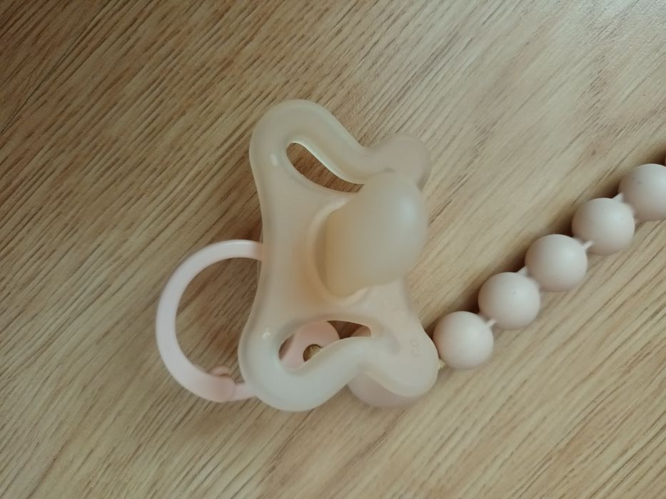Suavinex Zero Chupeta Fisiológica + Clip + tetina

 tetina 6+ Novo