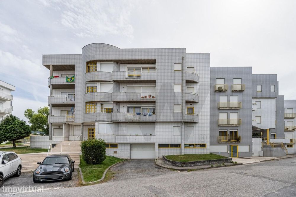 Apartamento T3 com terraço privativo - Vila Praia de Âncora