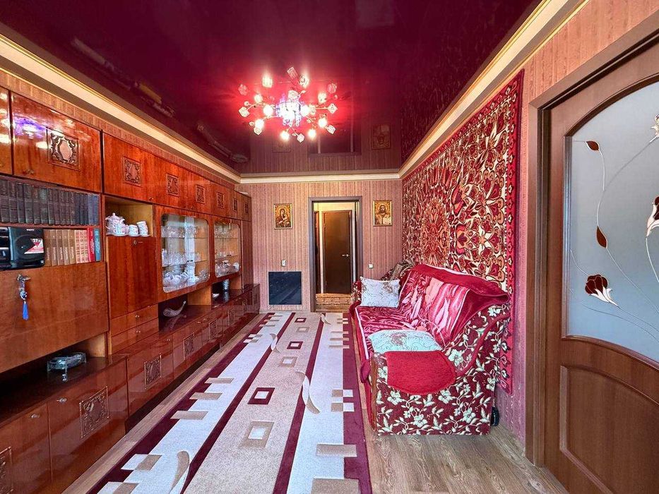Apartment in Kam’yanske - View 2