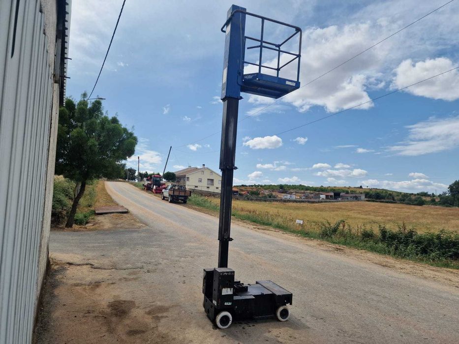 Plataforma elevatória elétrica de lagartas ou rodas - Fabrico Japonês