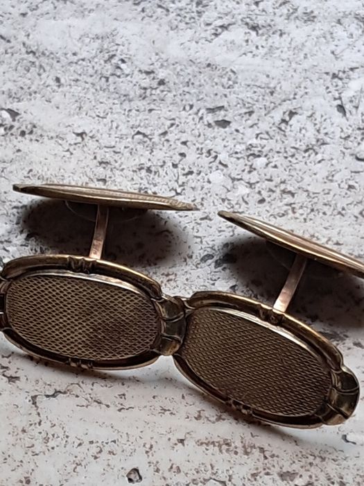 Spinki do mankietów