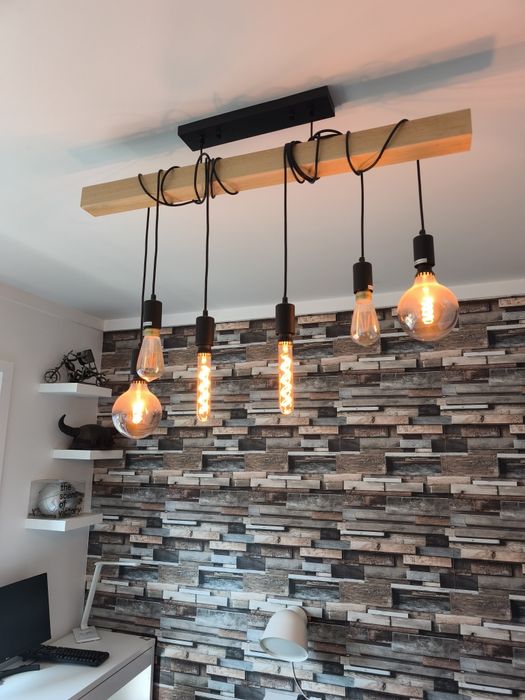 Candeeiro com 6 lâmpadas Led.