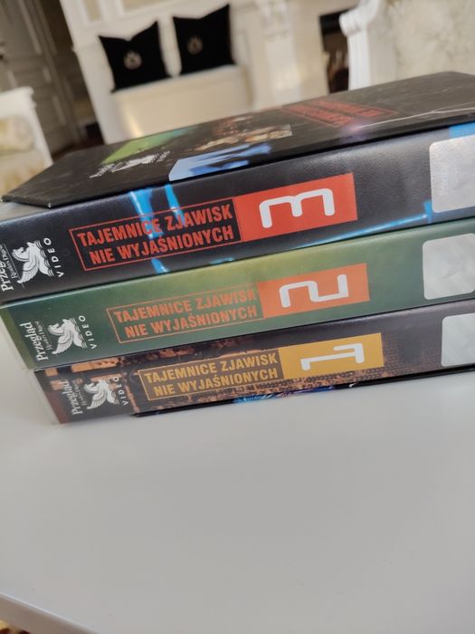 Tajemnice zjawisk nie wyjaśnionych 3 kasety VHS