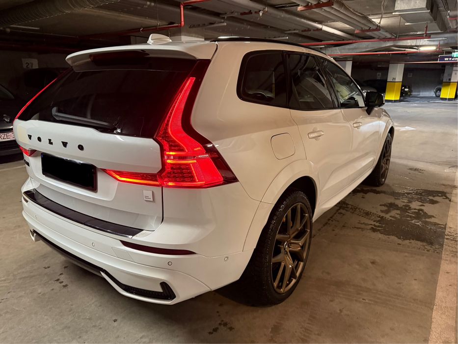 Volvo XC60 Polestar Engineered Hybryda Plug in Harman Panorama