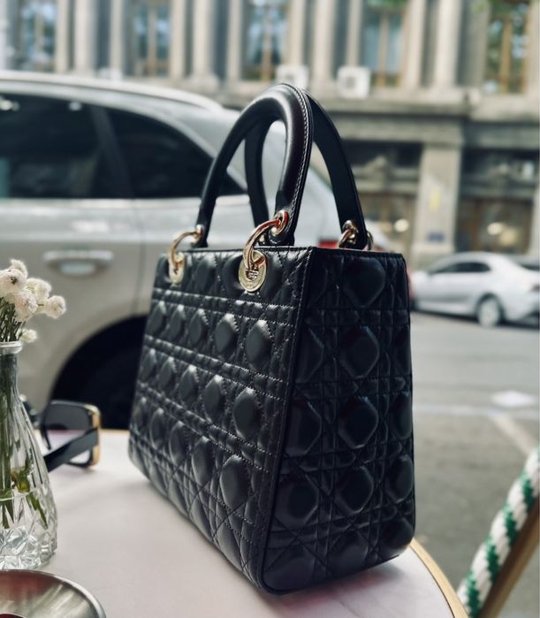 Сумка Lady Dior medium оригинал