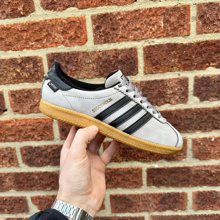 Adidas stockholm: 2 500 грн. - Кроссовки для города Ильинцы на Olx