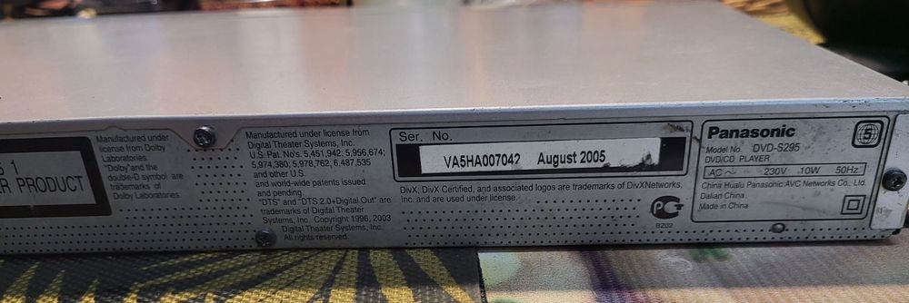 DVD-плеер Panasonic DVD-S295. пульт ду нет,sharp, статуэтк