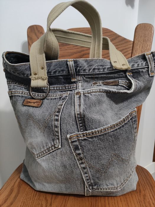 Sportowa torba z jeansu