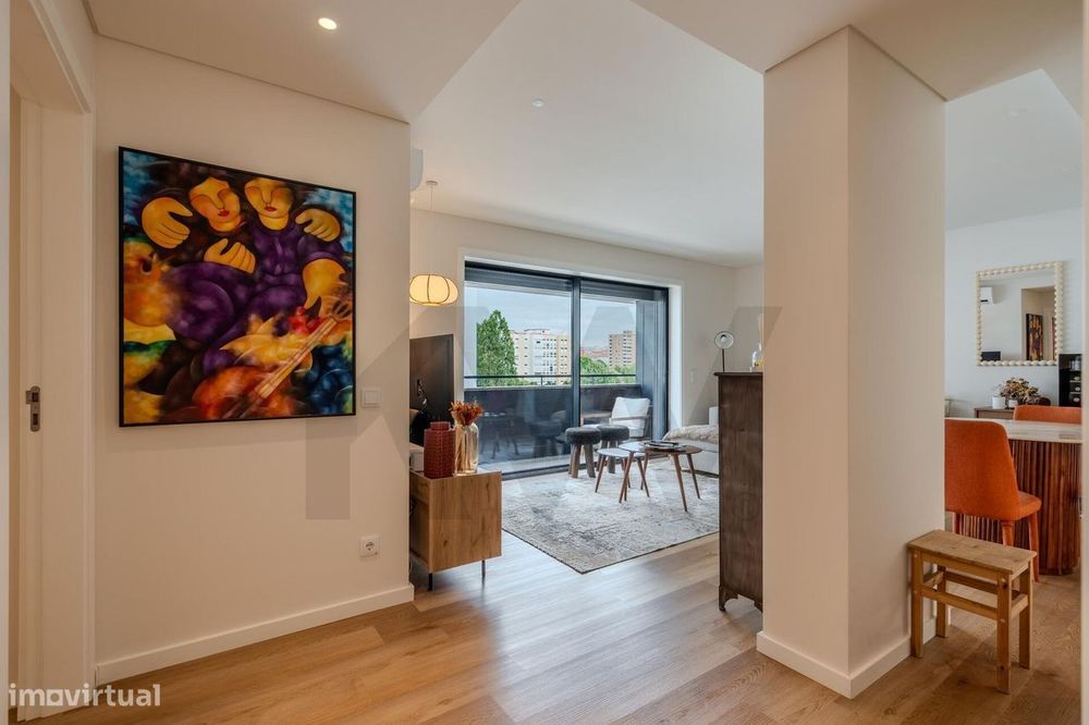 T2 para Arrendar no Avenida Altear | Piscina no Rooftop · Garagem com