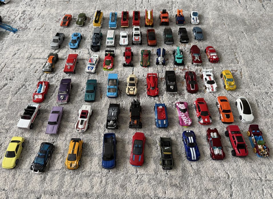 HOT WHEELS, różne rodzaje
