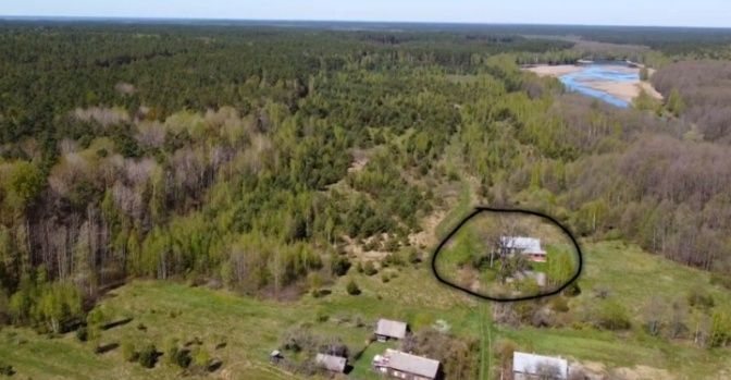 Будинок біля лісу та озера. Гута Ткачова.