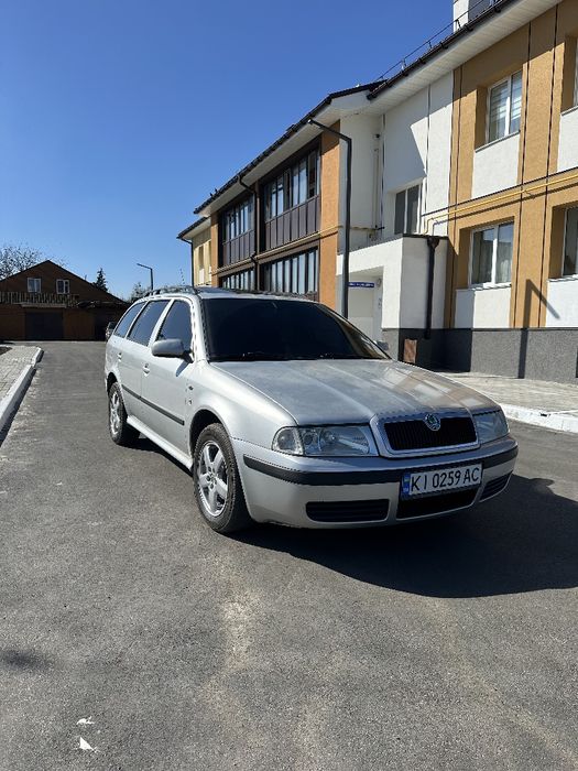Продам Авто Skoda Octavia tour