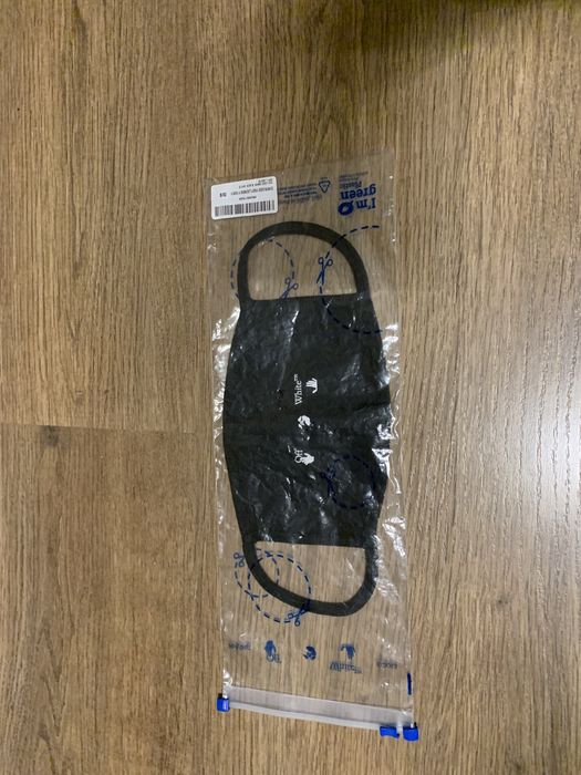 Maska Off-White Vitkac