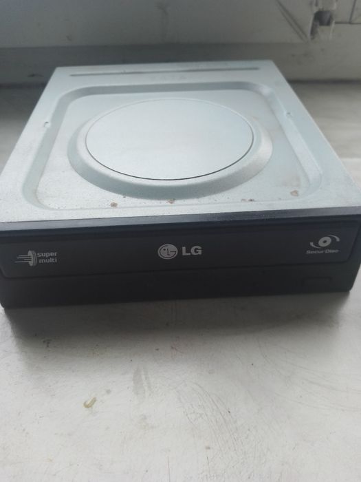 Дисковод LG для системного блока