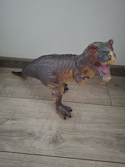 Dinozaur duży gumowy Smyk