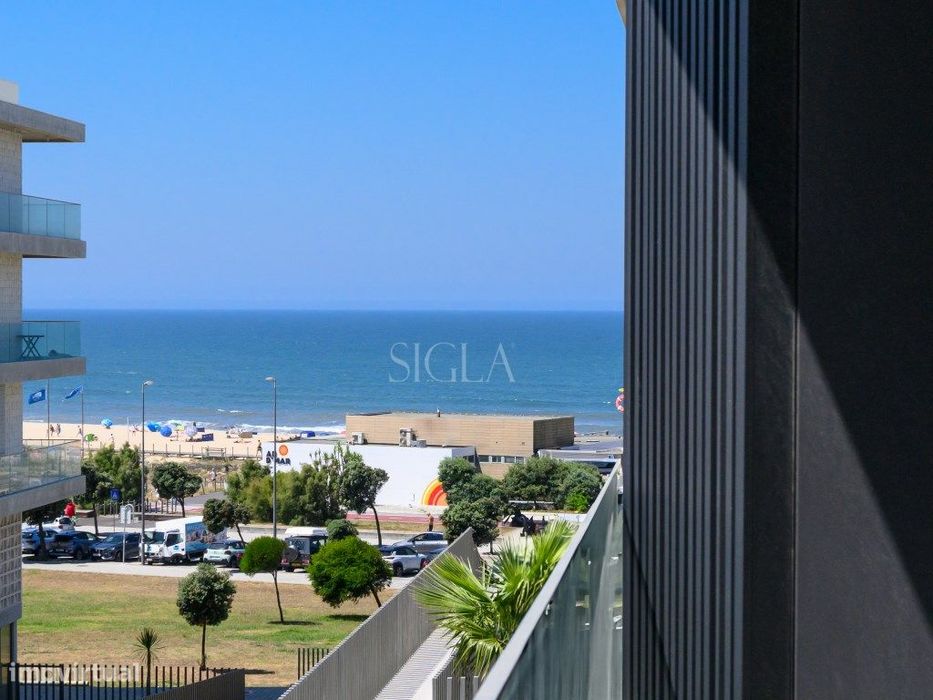 T3 em Primeira Linha de Mar