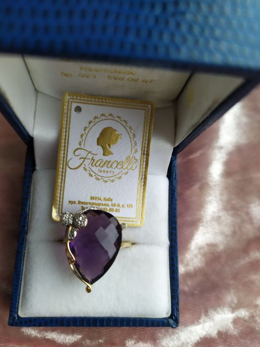 Золоте кольцо 585