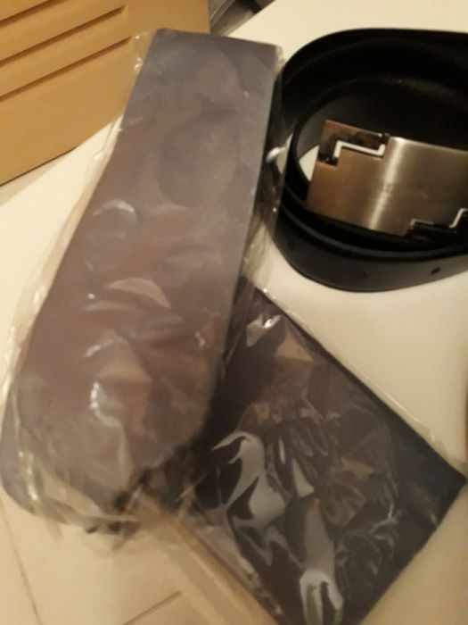 Gravata e lenço de homem novos em cinza